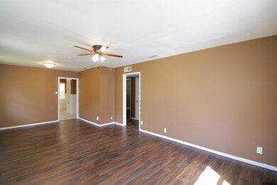1109 Powers Dr, Tyler, TX 75701 - photo 5