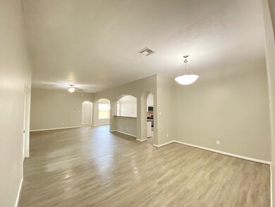 10503 Pleasant Villas Ln, Houston, TX 77075 - photo 4