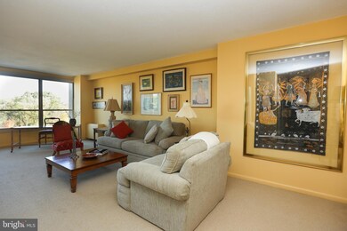 Green Hill Condominiums unit E-1011, Wynnewood, PA 19096 - photo 3