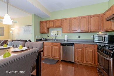 2338 Flagstone Ln unit 23, Carpentersville, IL 60110 - photo 3