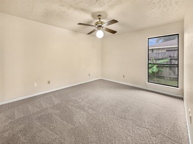 7807 Winehill Ln, Houston, TX 77040 - photo 5