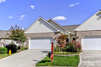 02_517 Cimarron Circle_Front
