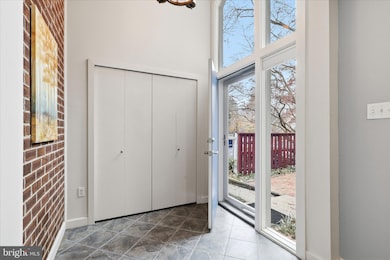 1432 Greenmont Ct, Reston, VA 20190 - photo 6