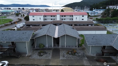 1710 Skyline Way unit 103, Anacortes, WA 98221 - photo 2