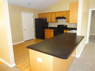 252 Woodfield Dr, Franklin, IN 46131 - photo 4