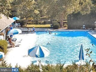 109 Ravens Crest Dr, Plainsboro, NJ 08536 - photo 5