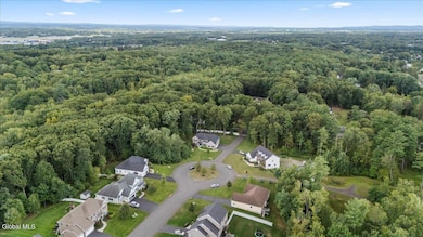 76 Tamarack Ln, Schenectady, NY 12309 - photo 4