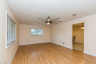 Living Room / Dining Room