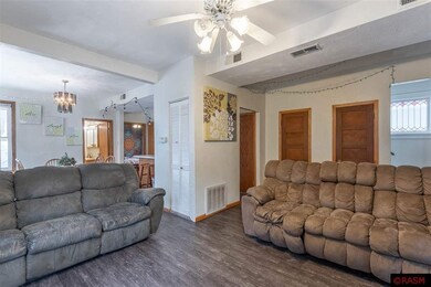 626 N 5th St, Mankato, MN 56001 - photo 4