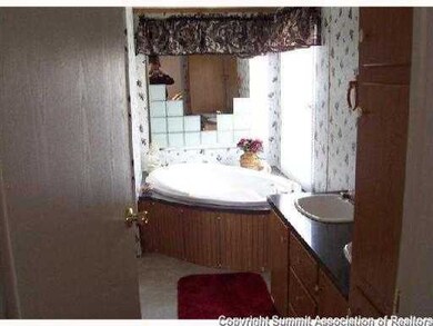 Master Bath/Spa.