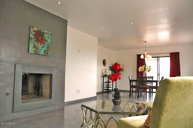 Thunderhead formal living:dining