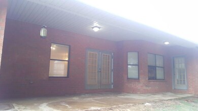 3364 Holt Cir, Pensacola, FL 32526 - photo 6