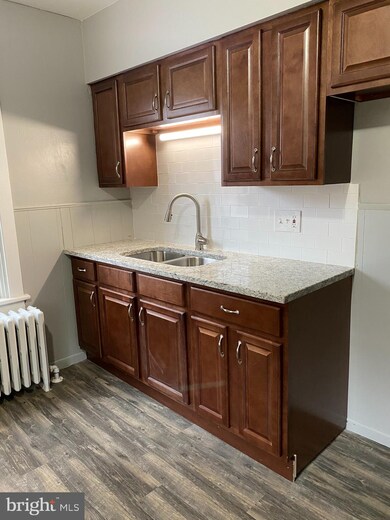 1232 Pike St, Reading, PA 19604 - photo 4