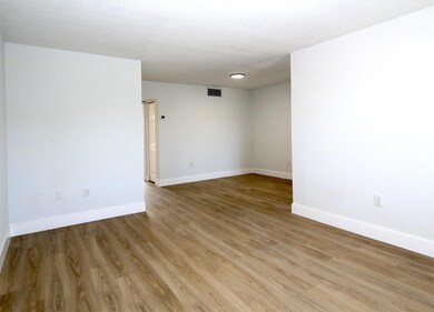 20120 NE 2nd Ave unit W20, Miami, FL 33179 - photo 6