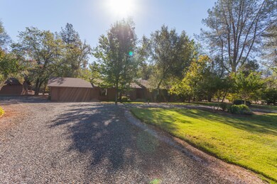 13413KingsWay-MLS-1