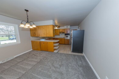 317 N Vine St, Elkhart, IN 46514 - photo 6