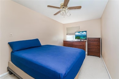 34 Jamie Ln, Staten Island, NY 10312 - photo 7