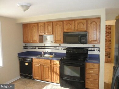 9619 Winands Rd, Randallstown, MD 21133 - photo 6