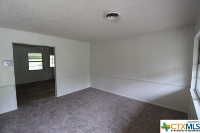 908 Little St, Copperas Cove, TX 76522 - photo 2