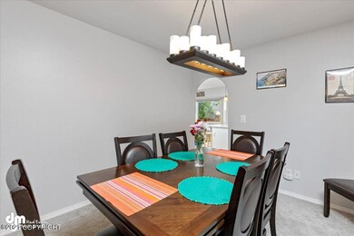 15-Dining Room 20210816-DW-5322
