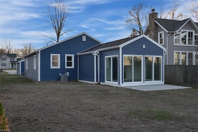 4951 E Lake Rd, Sheffield Lake, OH 44054 - photo 7