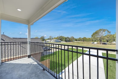 1110 E Main St, La Porte, TX 77571 - photo 3