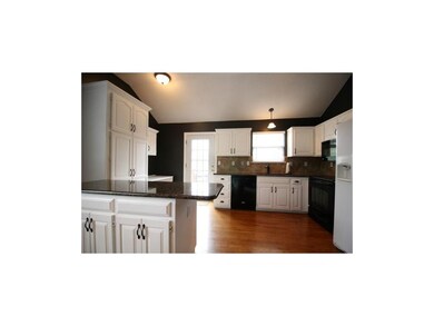 21319 W 51st Place, Shawnee, KS 66218 - photo 7