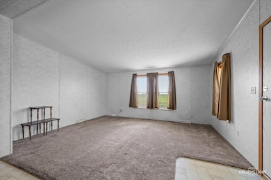 879 Meadowlark Cir unit B, Sandwich, IL 60548 - photo 3