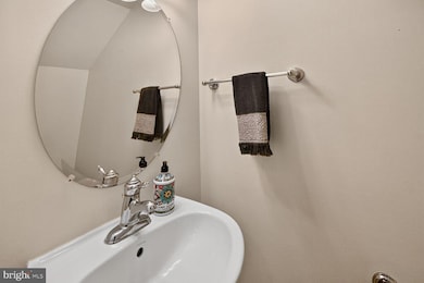 2348 Brookmoor Ln unit 383A, Woodbridge, VA 22191 - photo 6