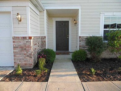 1037 Brookshire Dr, Franklin, IN 46131 - photo 2