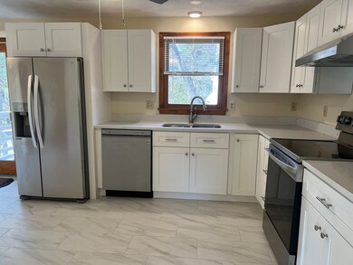 77 Swain Rd, Wilmington, MA 01887 - photo 2