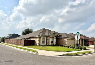 2200 E 27th St, Mission, TX 78574 - photo 2