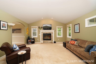 5045 Weeping Willow Dr SE, Grand Rapids, MI 49546 - photo 7