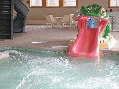 505/507 QII Jackson Gore Adams House unit 505/507 QII, Ludlow, VT 05149 - photo 7