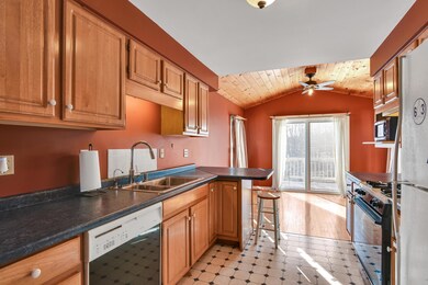 18 Franklin St, Waterville, ME 04901 - photo 7