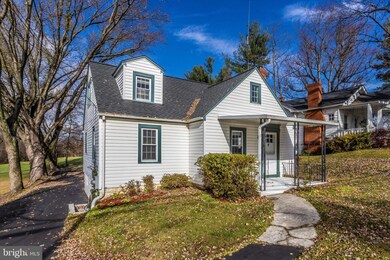 13735 Darnestown Rd, Gaithersburg, MD 20878 - photo 2