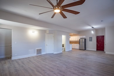 6018 S Wabash Ave, Chicago, IL 60637 - photo 4