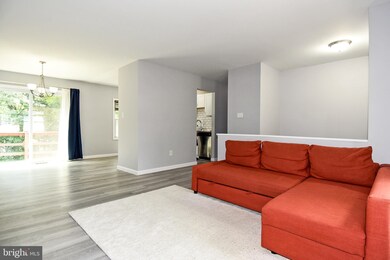 8585 Tyrolean Way, Springfield, VA 22153 - photo 7