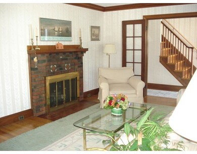 24 Iroquois Rd, Arlington, MA 02476 - photo 3