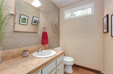 8421 Main St unit 306, Edmonds, WA 98026 - photo 3