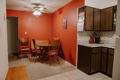 1220 S Lorraine Rd unit 2C, Wheaton, IL 60189 - photo 4