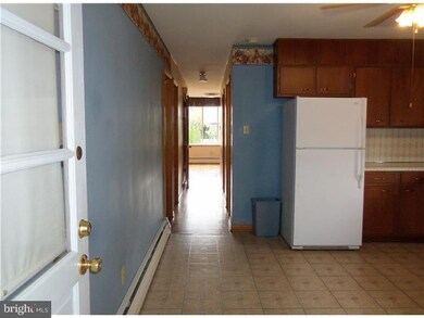 1042 N 19th St unit 1044, Allentown, PA 18104 - photo 7