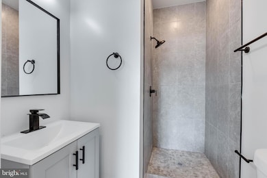 3842 Fairmount Ave unit 4, Philadelphia, PA 19104 - photo 7