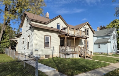 520 W Commercial St, Appleton, WI 54911 - photo 2