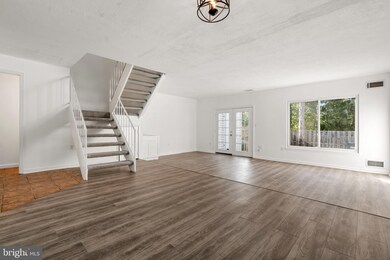 10996 Hiram Ct, Manassas, VA 20109 - photo 5