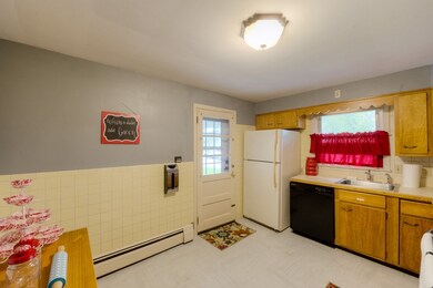 14 Birmingham Rd, Worcester, MA 01606 - photo 5
