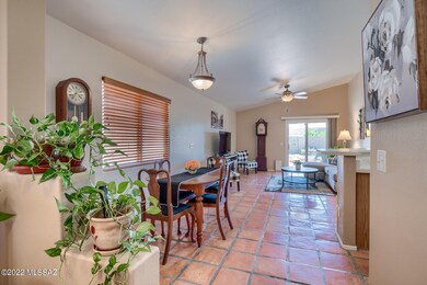 2548 E Chisel Ct, Oro Valley, AZ 85755 - photo 5