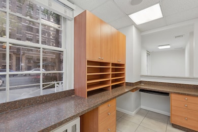 340 W 72nd St unit 1N, New York, NY 10023 - photo 4