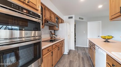 5319 S Hazelton Ln-21