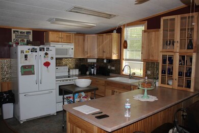 28 Shady Ln, Center Ossipee, NH 03814 - photo 5